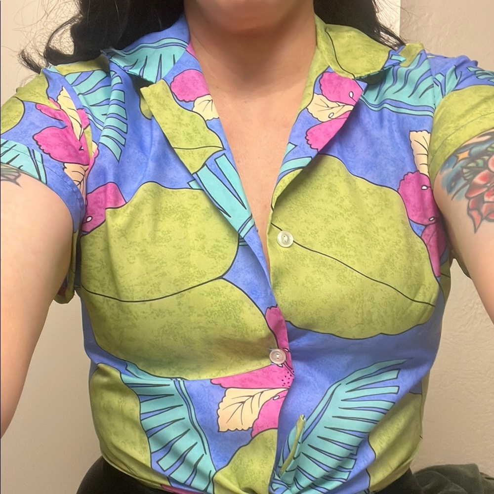 ✨VTG Hilo Harry Cropped Hawaiian shirt